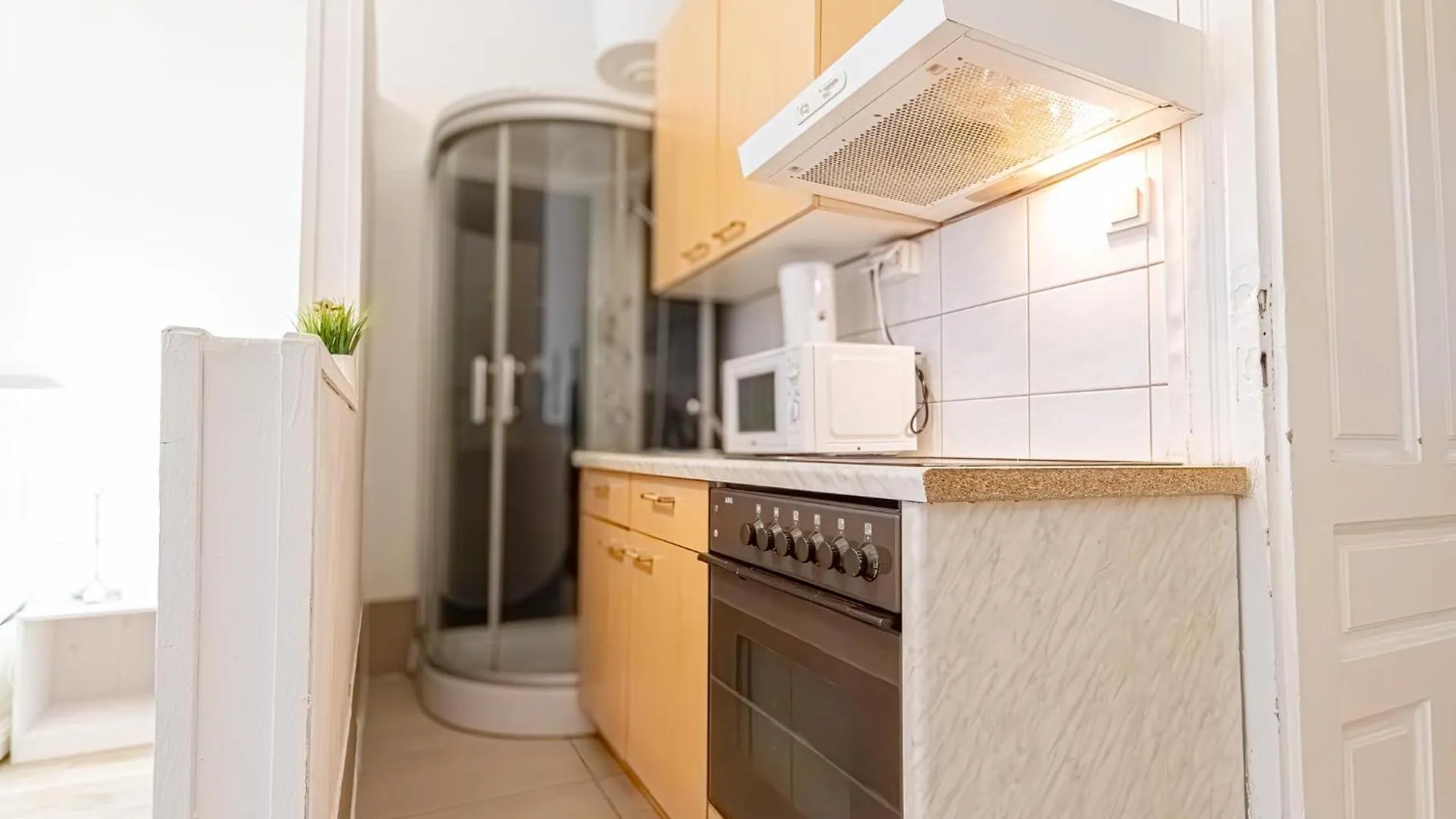 Stylish & Cozy Apt Ideal For Longstays Vienna 0*,  Austria